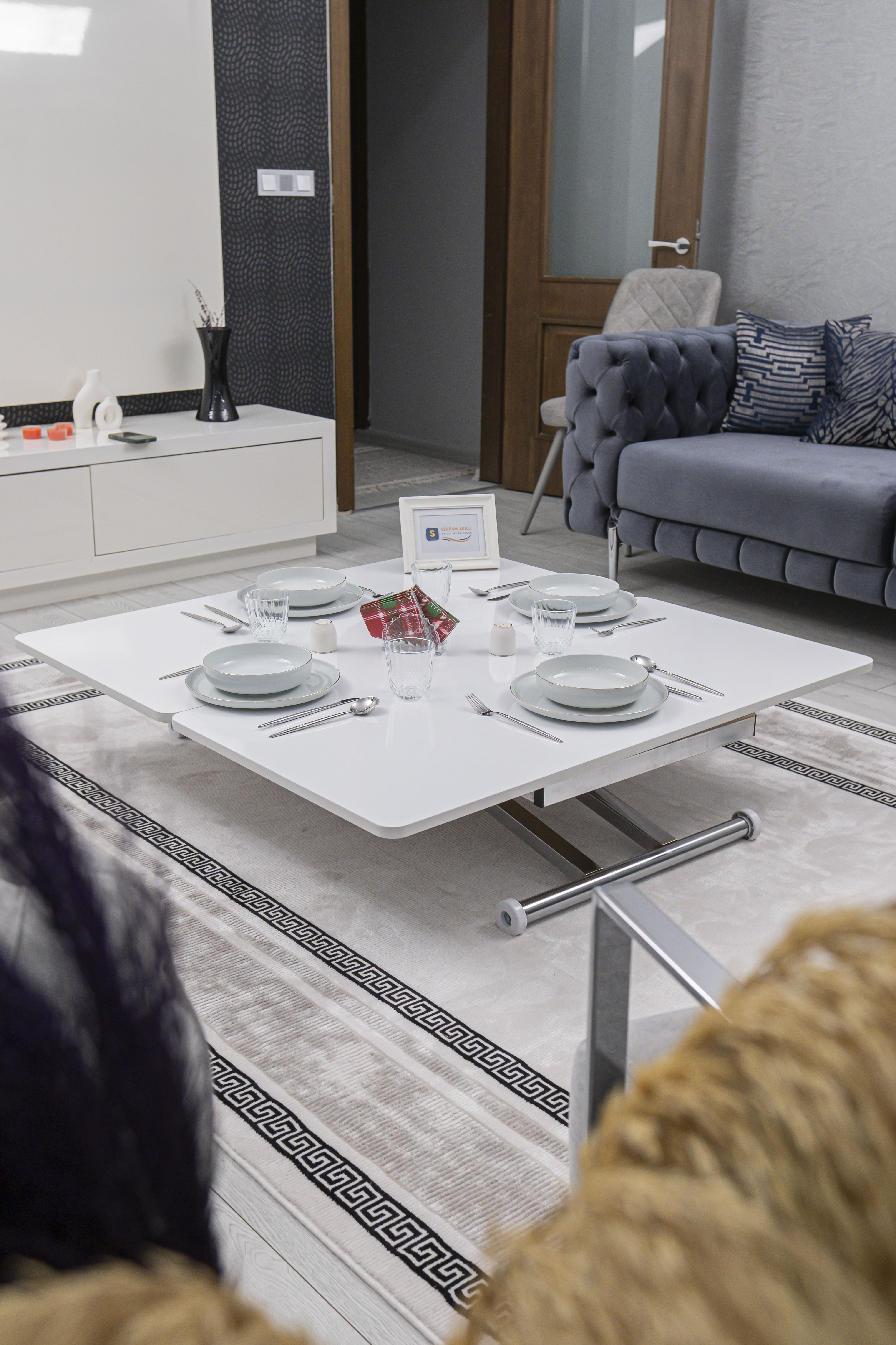 Home Series – MDF Top with Oval Corners and Chrome Base